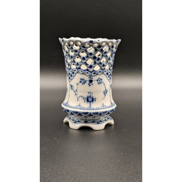 Royal Copenhagen Denmark Blue Fluted Full Lace Cigar Cup 1016 - Picture 5 of 8